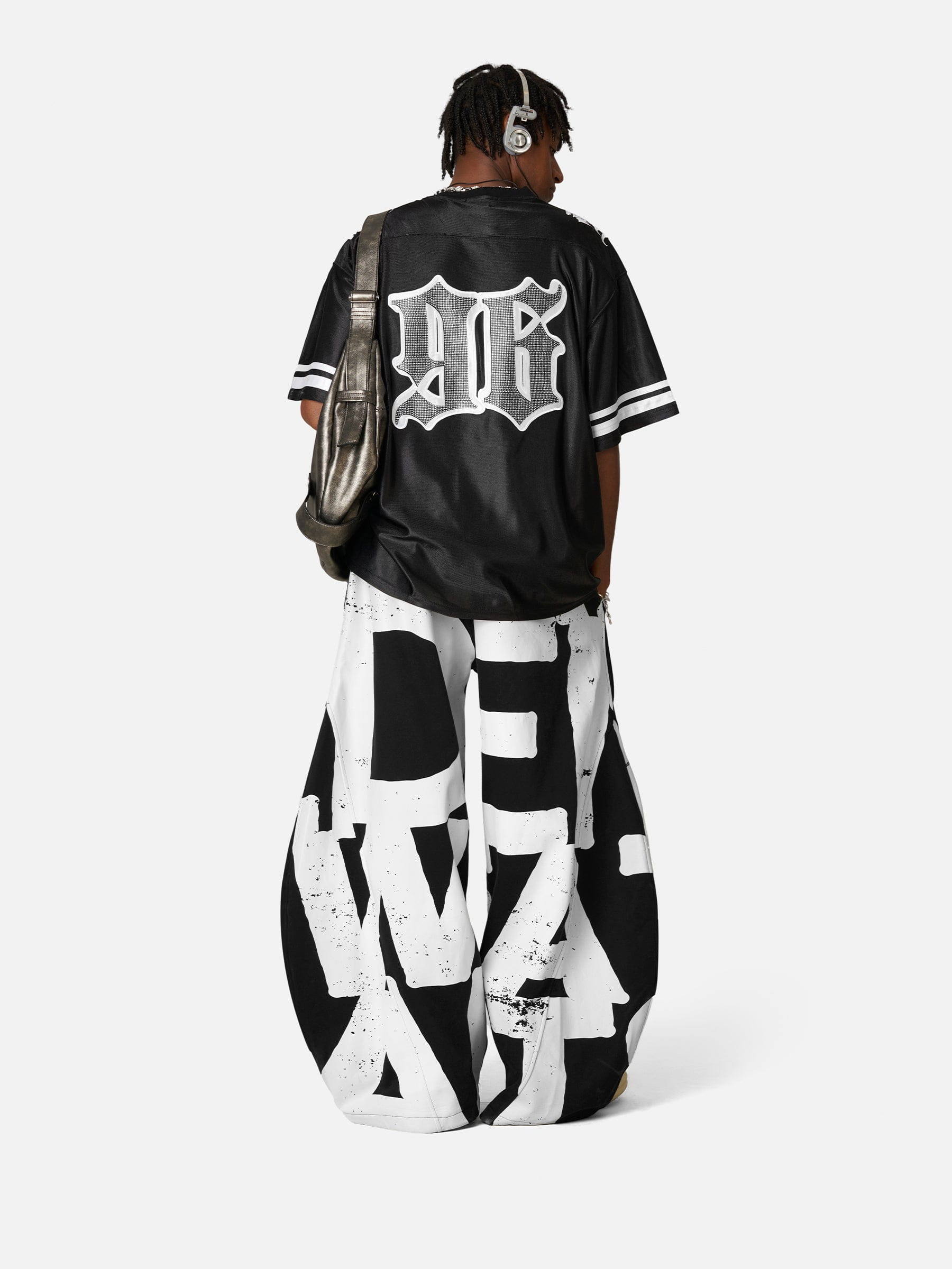 Aelfric Eden Graffiti Super Baaggy Barrel Sweatpants - Image 10